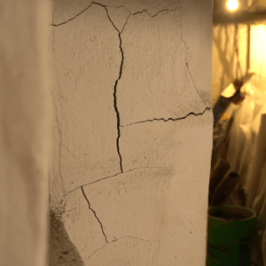 Basement wall cracks detail Basement wall cracks detail